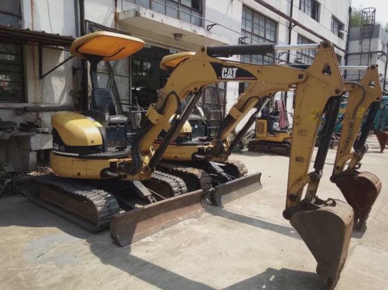 Minibagger CAT 303C Bagger
