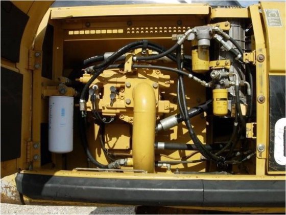 カーター 324D ショベル