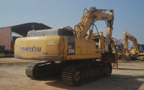 Komatsu PC300-7-Bagger