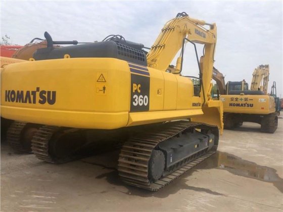 コマツPC360-7掘削機