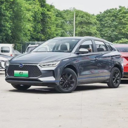 Intelligentes Auto BYD E2