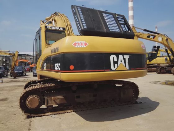 325c Cat ショベル