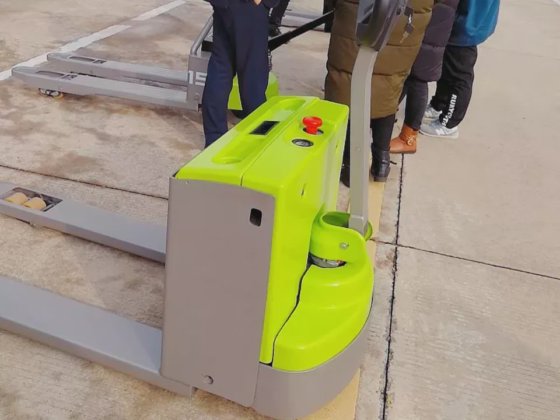 ハイスターリーチトラック