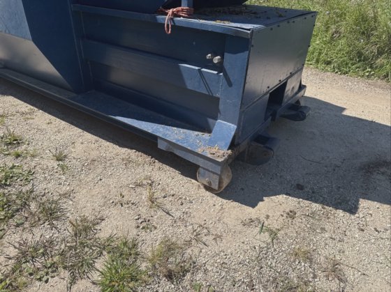 Industiral Trash Compactor with Container 460V Action Compaction ...