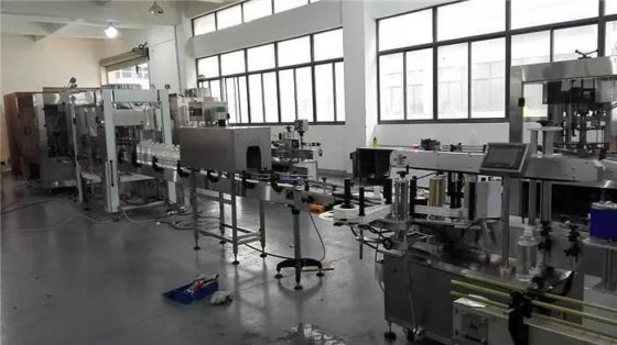 食用油塑料瓶灌装机