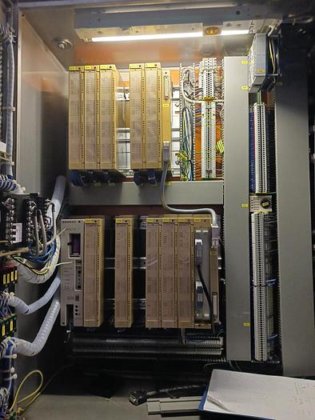 ボトル充填機/キャップ機/ラベル貼り機