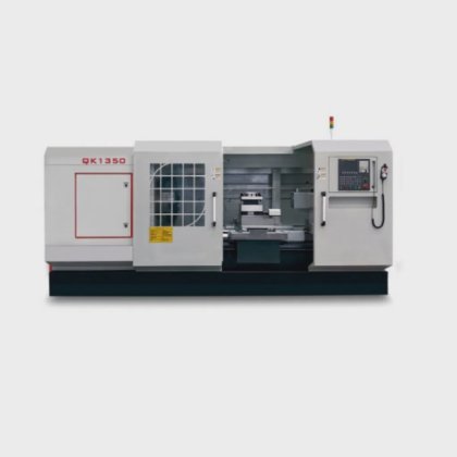 Automatic Lathe for Efficient Pipe