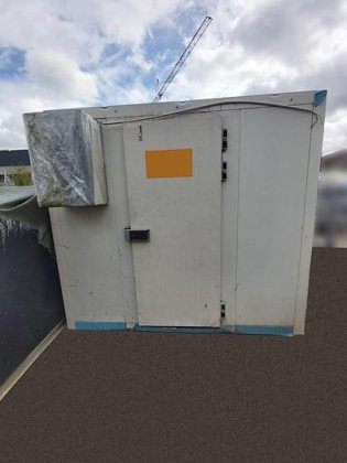 冷却ユニットを備えた冷蔵室