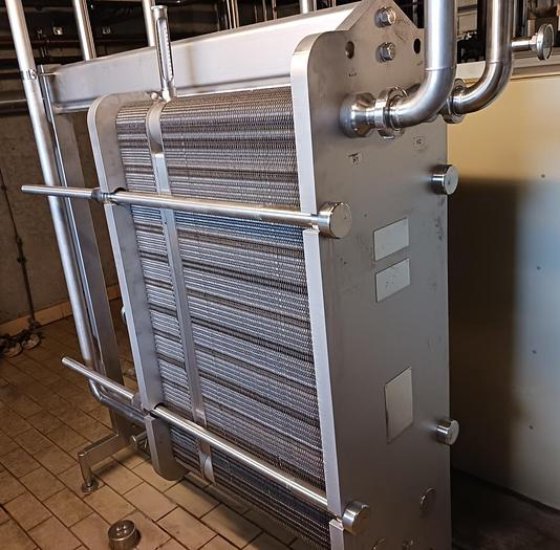 プレート式熱交換器