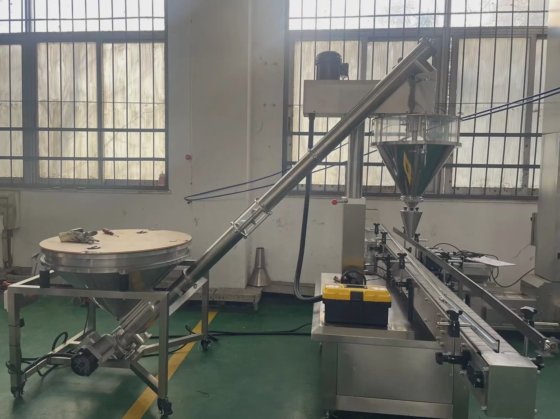 带料斗振动器的垂直食品提升输送机 低成本螺旋输送机 不锈钢材料