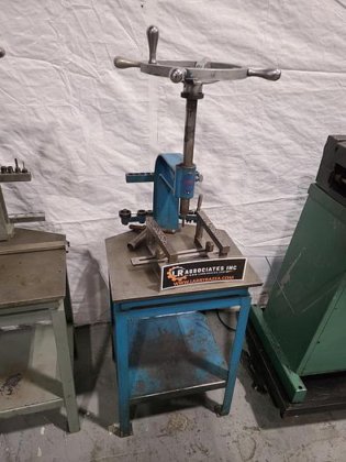 Lassy 12F Thread Tapping Machine