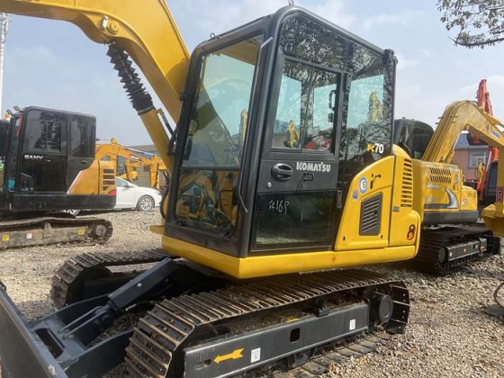 2023 KOMATSU PC70-8