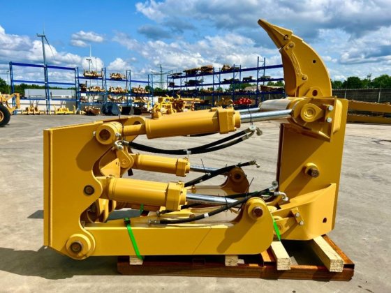 Neu 2025 CAT D7 / D7H / D7R SS Ripper in Venlo, Limburg, Niederlande