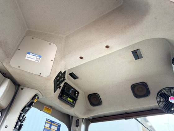 2011 CAT 140M - BAJAS