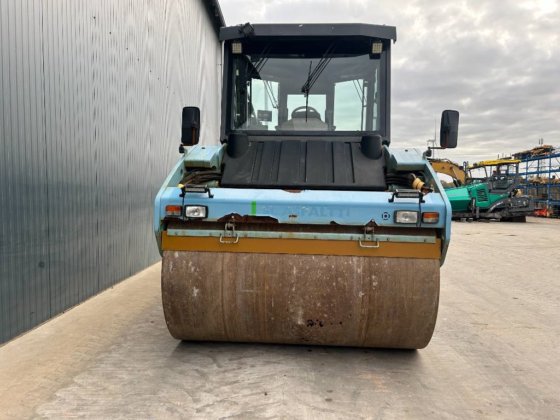 2011 Ammann AV130X