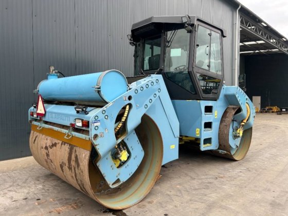 2011 Ammann AV130X