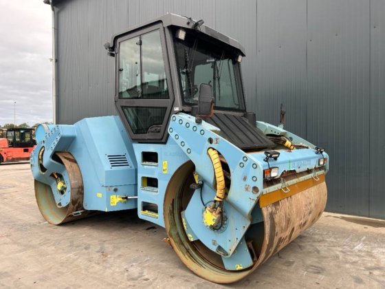 2011 Ammann AV130X