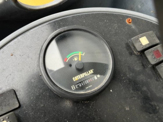 2012 CAT CC24