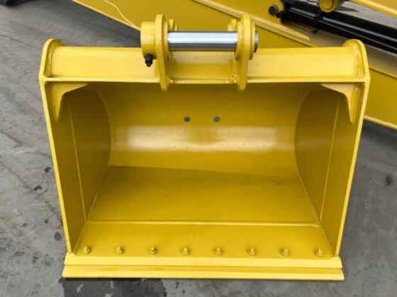 2025 Komatsu PC240 18米伸臂设备