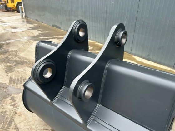 2025日立ZX225 - 1.40m