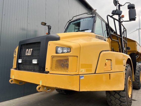 2017年 CAT 735C