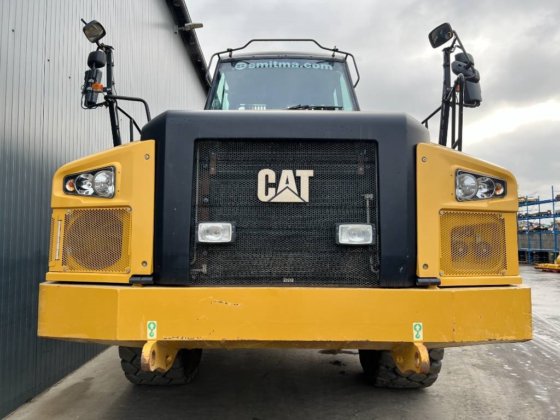 2017年 CAT 735C