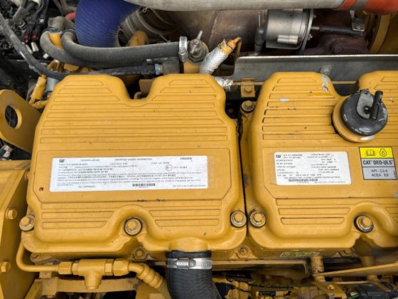 2017年 CAT 735C