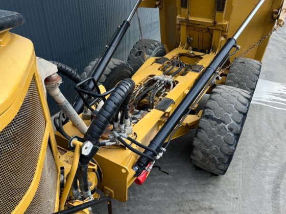 2017年 CAT 735C
