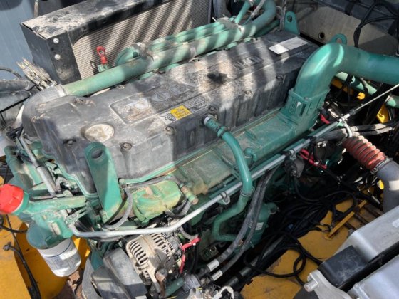 2008年式ボルボA35E FS