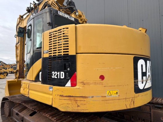 2007 CAT 321D LCR