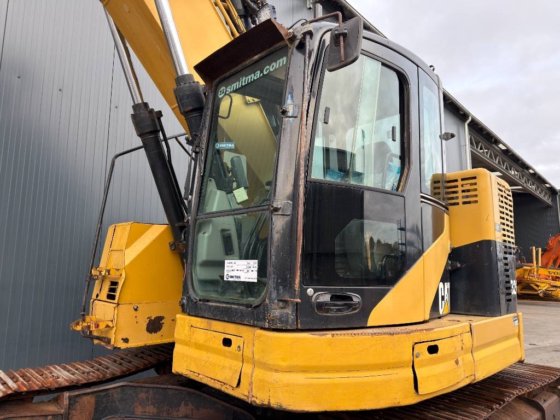 2007 CAT 321D LCR