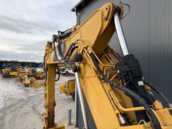 2007 CAT 321D LCR