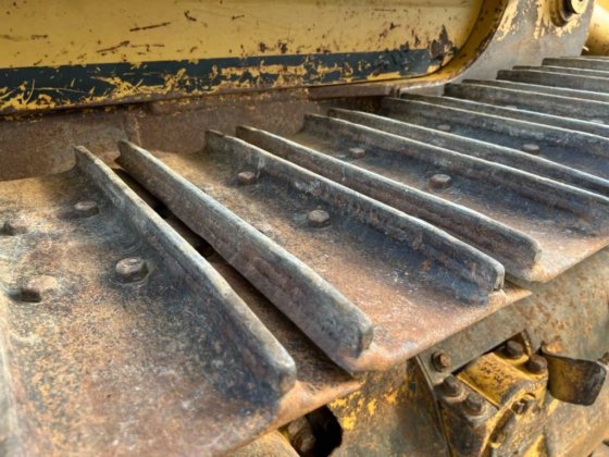 1986 CAT 953 - 鬈鉤?