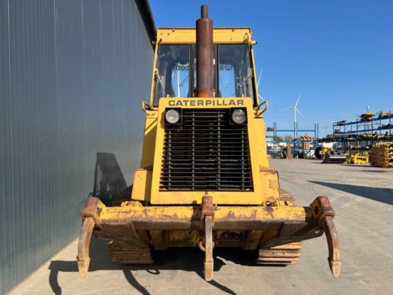 1986 CAT 953 - 鬈鉤?