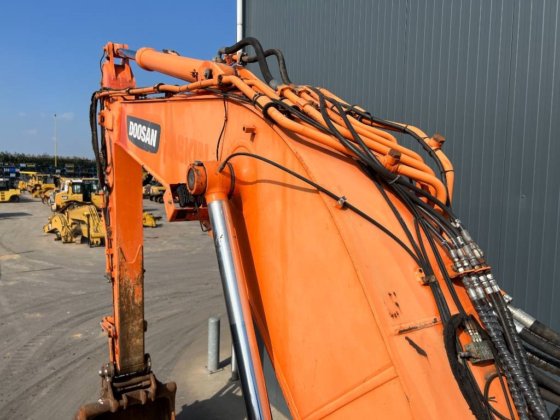 2012年斗山 DX235LCR