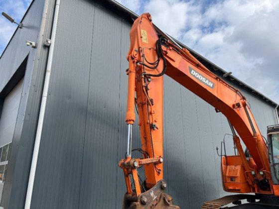 2012年斗山 DX235LCR