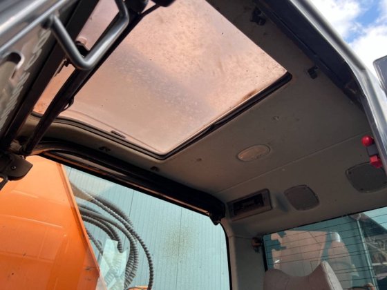 2012年斗山 DX235LCR