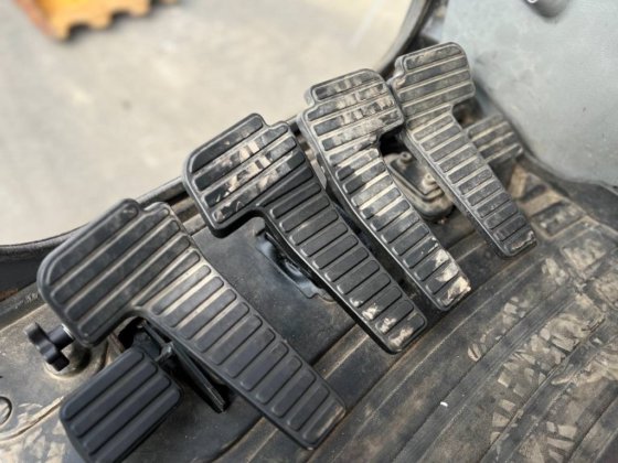 2012年斗山 DX235LCR