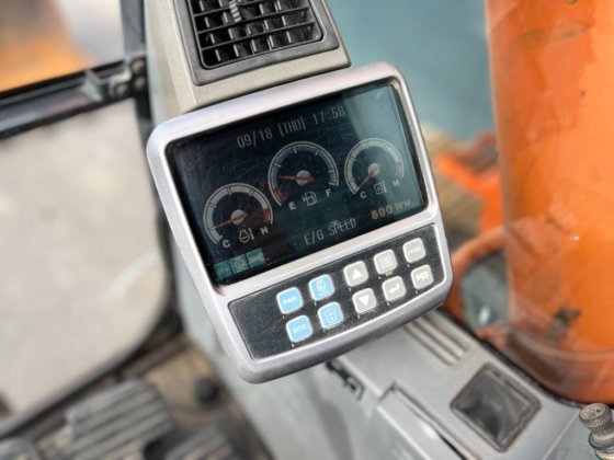 2012年斗山 DX235LCR