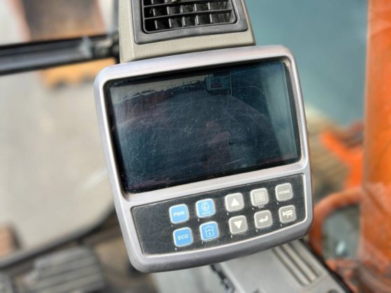 2012年斗山 DX235LCR