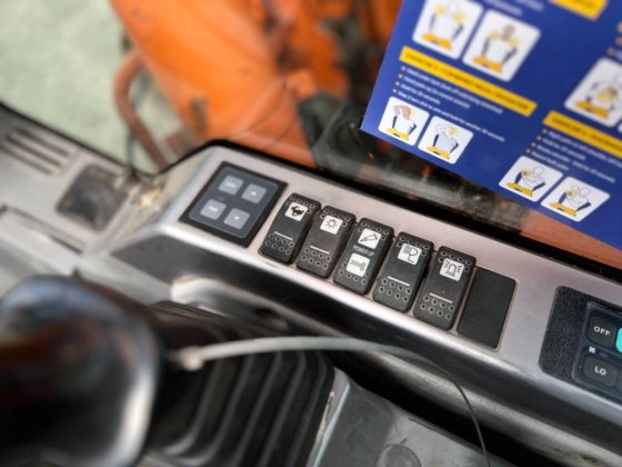 2012年斗山 DX235LCR