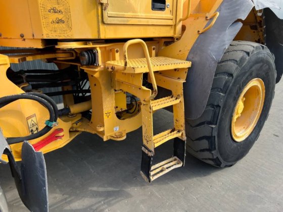 2004年沃尔沃L60E