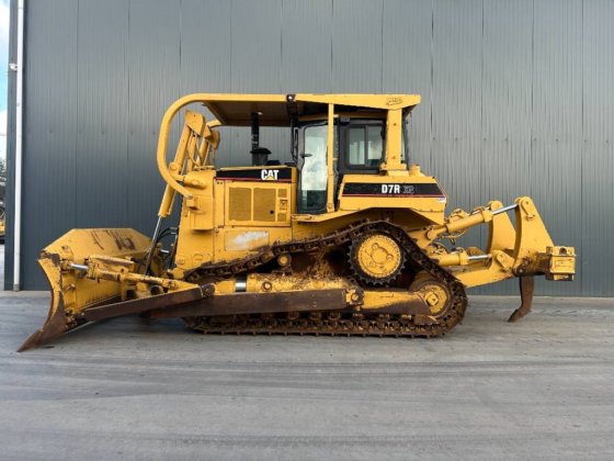 2005 CAT D7R II