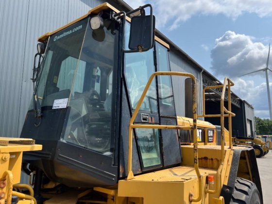 2006 CAT 824H