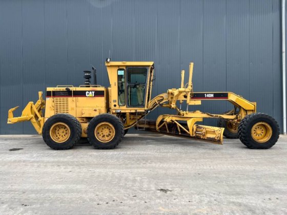 1997 CAT 140H