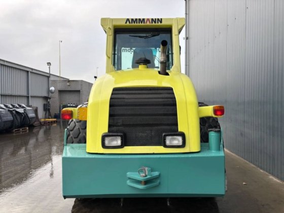 2007年 Ammann ASC110 D