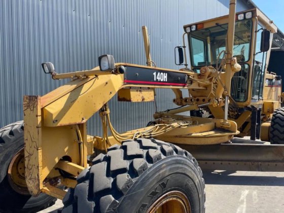 1998 CAT 140H - 3306