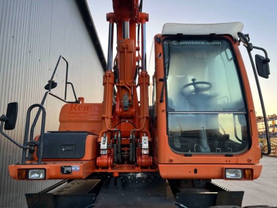 2010年斗山 DX170W