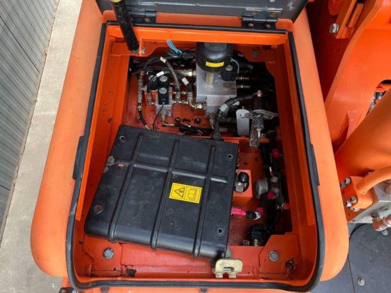 2010年斗山 DX170W