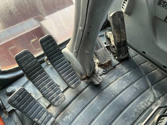 2010年斗山 DX170W